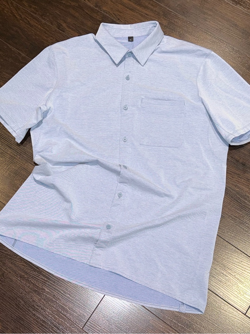 Lululemon Commission Short Sleeved Button Down Shirt Men’s Size XL Blue